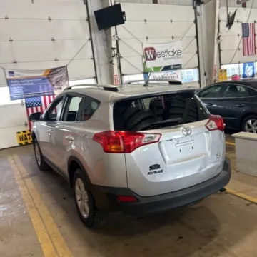More photos of 2013 Toyota RAV4 XLE at 101 Motors, NJ