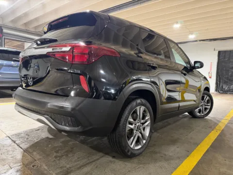 More photos of 2023 Kia Seltos LX at 101 Motors, NJ
