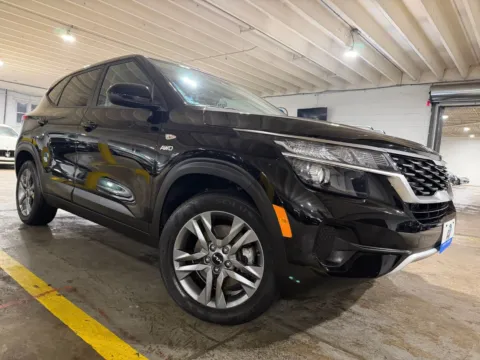 More photos of 2023 Kia Seltos LX at 101 Motors, NJ