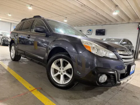 More photos of 2013 Subaru Outback 2.5i Limited at 101 Motors, NJ