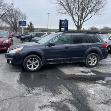 Another view of 2013 Subaru Outback 2.5i Limited for sale in Carlstadt, NJ at 101 Motors