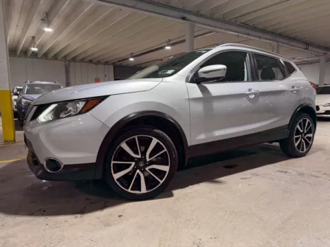 Photos of 2017 Nissan Rogue Sport SL for sale in Carlstadt, NJ at 101 Motors