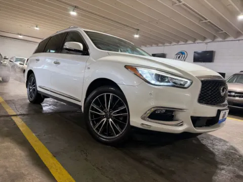 More photos of 2018 INFINITI QX60 at 101 Motors, NJ