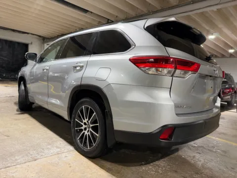 Another view of 2017 Toyota Highlander SE for sale in Carlstadt, NJ at 101 Motors