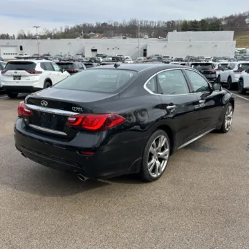 Another view of 2018 INFINITI Q70L 3.7X LUXE for sale in Carlstadt, NJ at 101 Motors