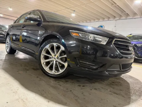 More photos of 2017 Ford Taurus Limited at 101 Motors, NJ