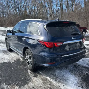 More photos of 2017 INFINITI QX60 at 101 Motors, NJ
