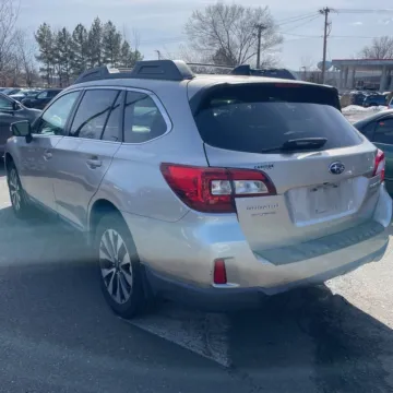 More photos of 2016 Subaru Outback 2.5i Limited at 101 Motors, NJ
