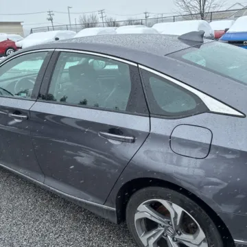 More photos of 2018 Honda Accord EX-L at 101 Motors, NJ