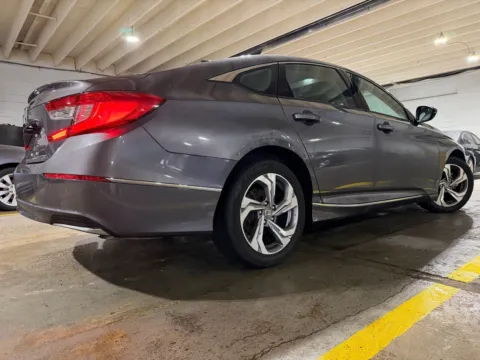 More photos of 2018 Honda Accord EX-L at 101 Motors, NJ