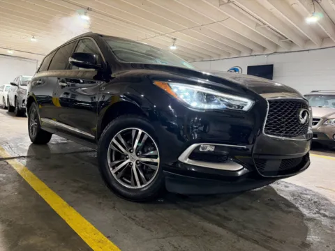 More photos of 2016 INFINITI QX60 at 101 Motors, NJ