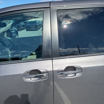 More photos of 2015 Toyota Sienna XLE Premium 7 Passenger at 101 Motors, NJ