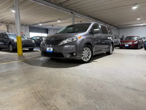 Gray 2015 Toyota Sienna XLE Premium 7 Passenger for sale in Carlstadt, NJ