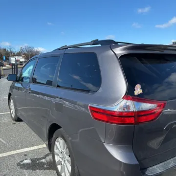 More photos of 2015 Toyota Sienna XLE Premium 7 Passenger at 101 Motors, NJ