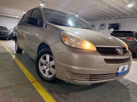 More photos of 2005 Toyota Sienna LE at 101 Motors, NJ
