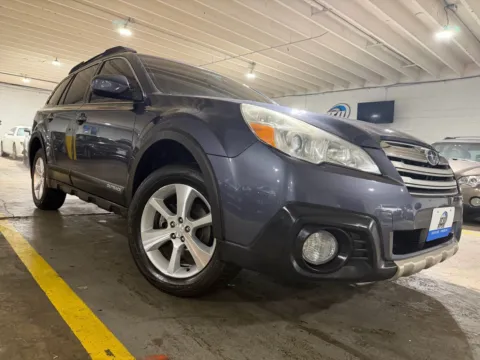 More photos of 2014 Subaru Outback 2.5i Limited at 101 Motors, NJ