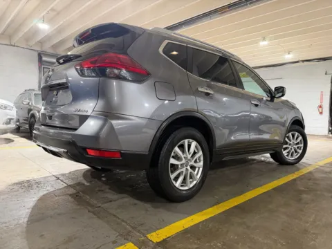 More photos of 2017 Nissan Rogue SV at 101 Motors, NJ