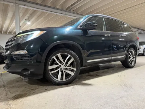 Photos of 2016 Honda Pilot Touring for sale in Carlstadt, NJ at 101 Motors