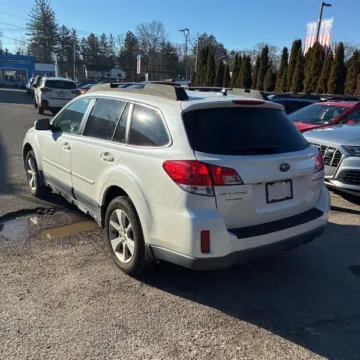 More photos of 2014 Subaru Outback 2.5i Limited at 101 Motors, NJ