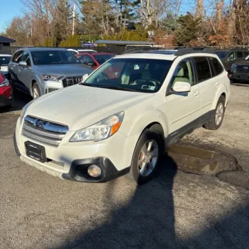 White 2014 Subaru Outback 2.5i Limited for sale in Carlstadt, NJ