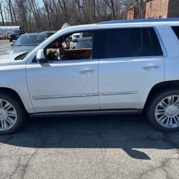 More photos of 2017 Cadillac Escalade Platinum at 101 Motors, NJ