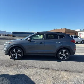 Another view of 2016 Hyundai Tucson Limited for sale in Carlstadt, NJ at 101 Motors