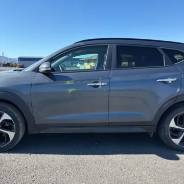 More photos of 2016 Hyundai Tucson Limited at 101 Motors, NJ