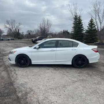Another view of 2017 Honda Accord Sport SE for sale in Carlstadt, NJ at 101 Motors
