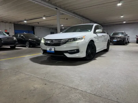 White 2017 Honda Accord Sport SE for sale in Carlstadt, NJ