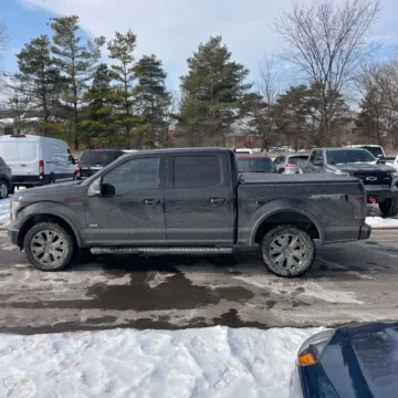 Another view of 2017 Ford F-150 XLT for sale in Carlstadt, NJ at 101 Motors