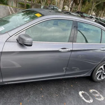 More photos of 2016 Honda Accord EX-L V-6 at 101 Motors, NJ