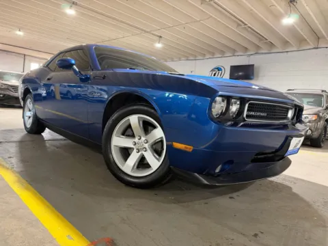 More photos of 2010 Dodge Challenger SE at 101 Motors, NJ