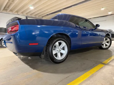 More photos of 2010 Dodge Challenger SE at 101 Motors, NJ