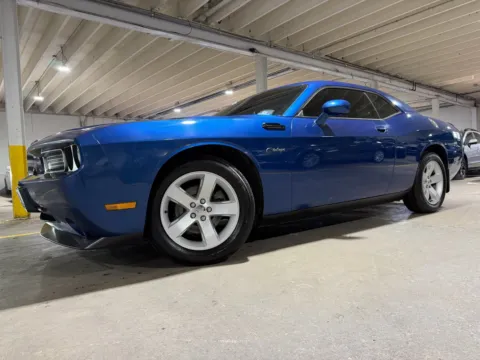 Photos of 2010 Dodge Challenger SE for sale in Carlstadt, NJ at 101 Motors