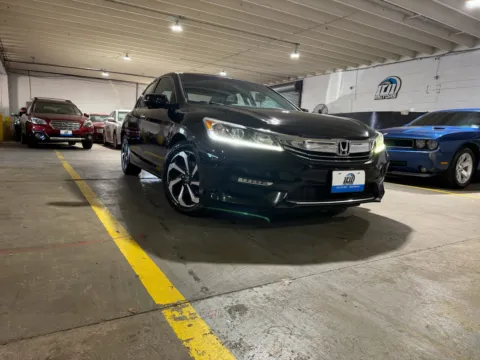 More photos of 2016 Honda Accord EX-L at 101 Motors, NJ