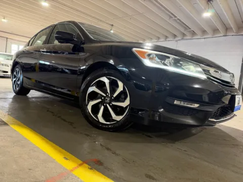 More photos of 2016 Honda Accord EX-L at 101 Motors, NJ