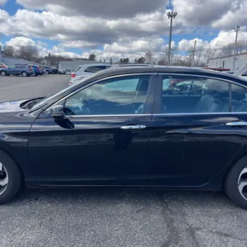 More photos of 2016 Honda Accord EX-L at 101 Motors, NJ