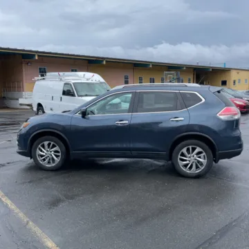 Another view of 2014 Nissan Rogue SL for sale in Carlstadt, NJ at 101 Motors