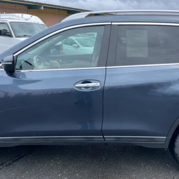 More photos of 2014 Nissan Rogue SL at 101 Motors, NJ