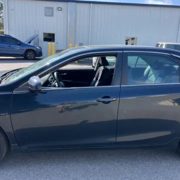 More photos of 2015 Toyota Camry XSE at 101 Motors, NJ