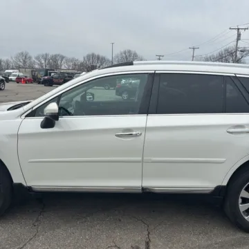 More photos of 2018 Subaru Outback 2.5i Touring at 101 Motors, NJ