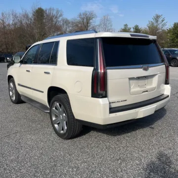 More photos of 2015 Cadillac Escalade Luxury at 101 Motors, NJ