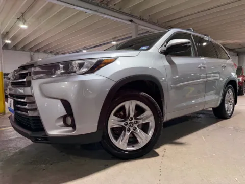 Photos of 2017 Toyota Highlander Limited for sale in Carlstadt, NJ at 101 Motors