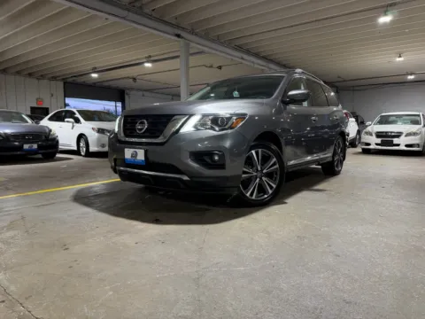 Gray 2018 Nissan Pathfinder Platinum for sale in Carlstadt, NJ