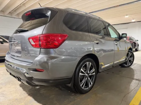 More photos of 2018 Nissan Pathfinder Platinum at 101 Motors, NJ