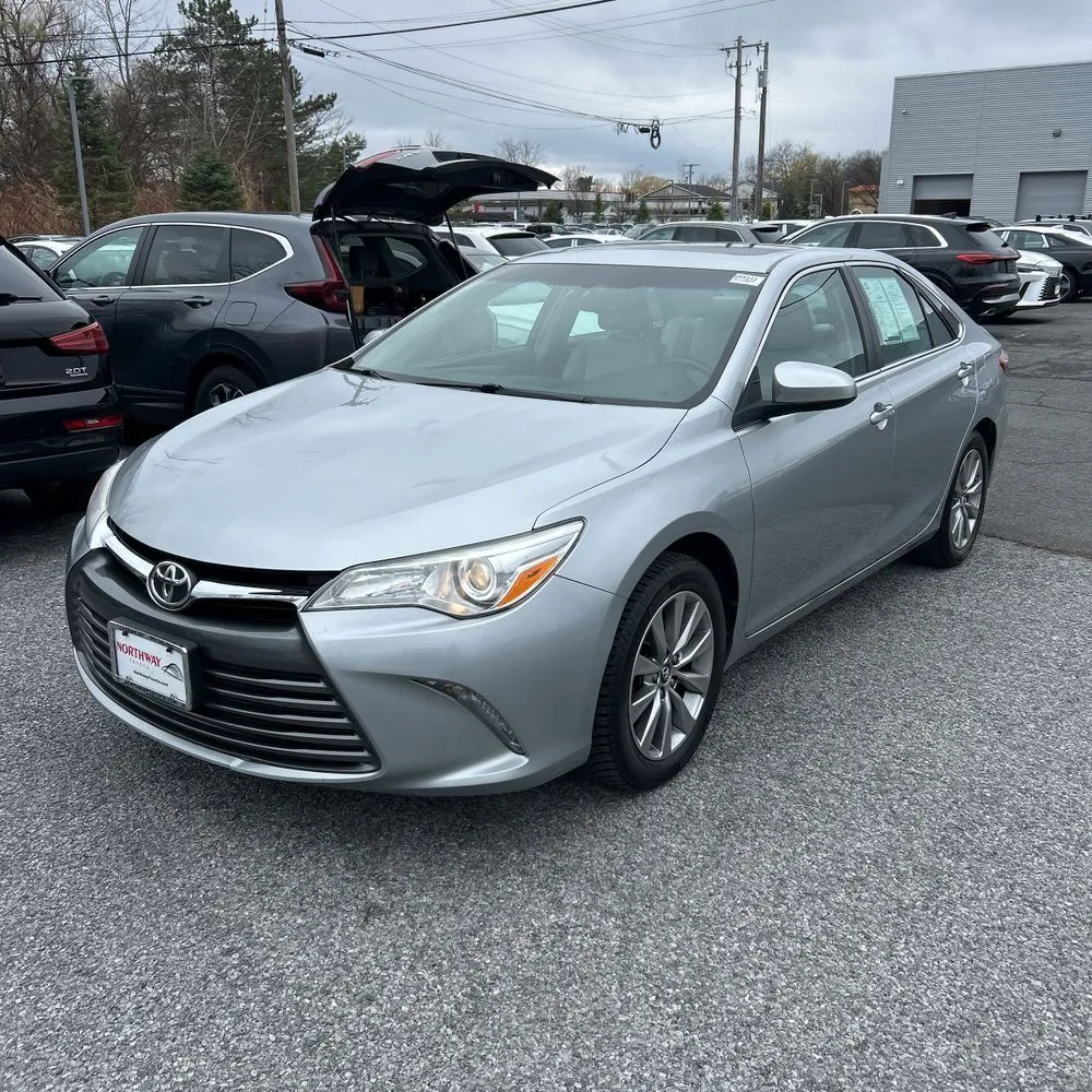 Silver 2017 Toyota Camry XLE for sale in Carlstadt, NJ