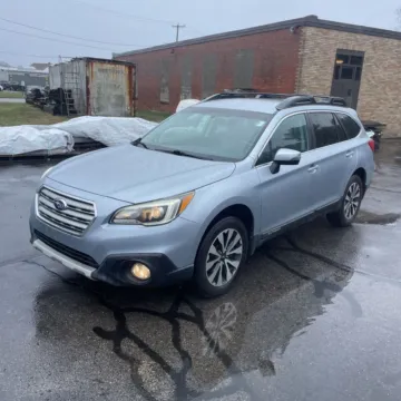 Silver 2016 Subaru Outback 2.5i Limited for sale in Carlstadt, NJ