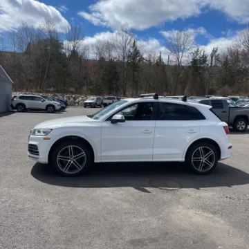 Another view of 2018 Audi SQ5 3.0T Premium Plus for sale in Carlstadt, NJ at 101 Motors