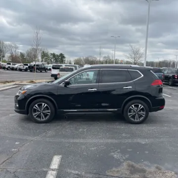 Another view of 2017 Nissan Rogue SL for sale in Carlstadt, NJ at 101 Motors