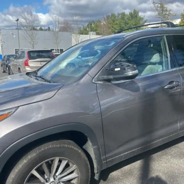 Photos of 2017 Toyota Highlander XLE for sale in Carlstadt, NJ at 101 Motors